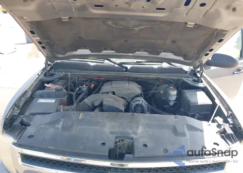 2008 Chevrolet Silverado 1500 Work Truck z USA, uszkodzony, nr VIN 2GCEC19C181243297